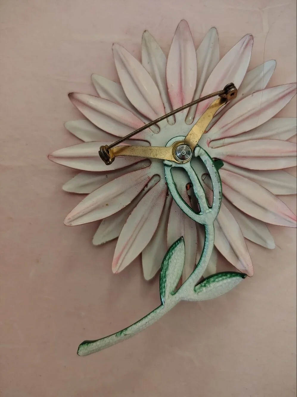 Vintage 1960s Coral Orange Enamel Daisy Flower Brooch Pin w/ Green Stem